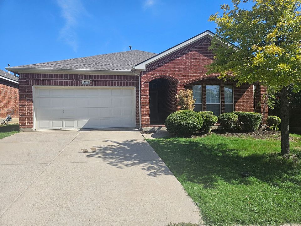 1st image of 2121 Carlotta Dr