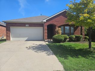 2121 Carlotta Dr, Fort Worth, TX 76177