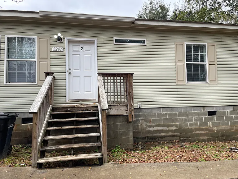 2/2 unit, 1015sqft