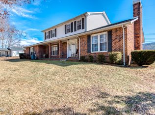 1386 Rocky Hollow Rd, Atkins, VA 24311