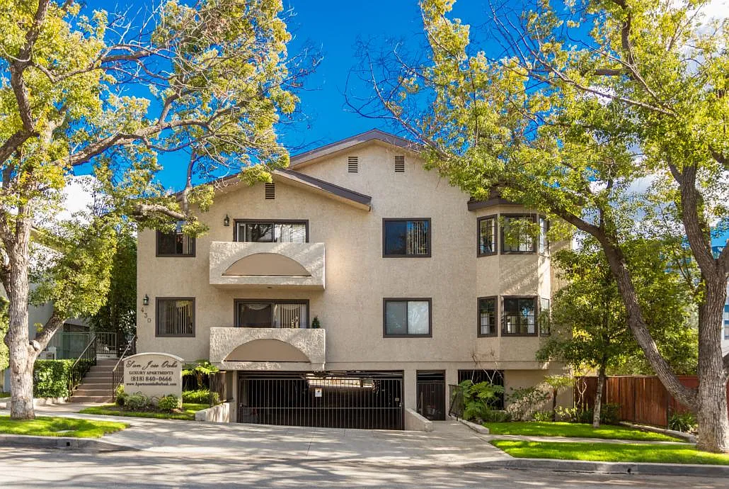 Building Photo - 430 E San Jose Ave #G