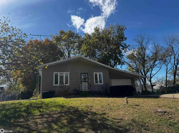 505 Cass St, Keosauqua, IA 52565