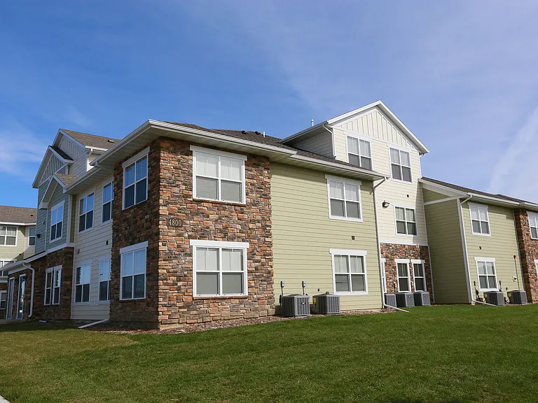 Chasing Willows Apartments — Photo 60