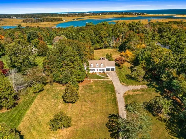 874 Summer St, Marshfield, MA 02050