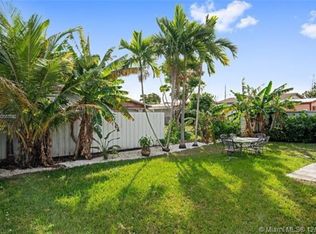 8972 SW 36th St, Miami, FL 33165