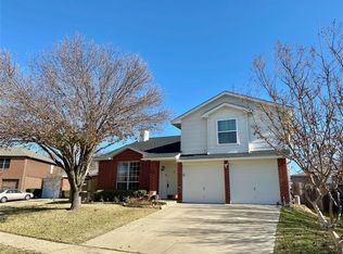 3236 Fountain Pkwy, Hurst, TX 76053