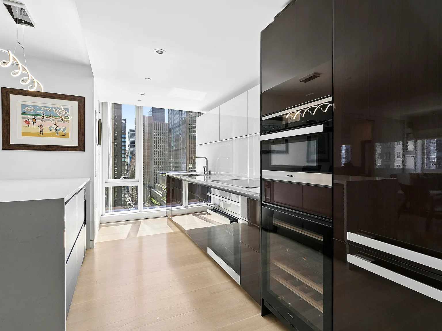 135 West 52nd Street — Photo 4