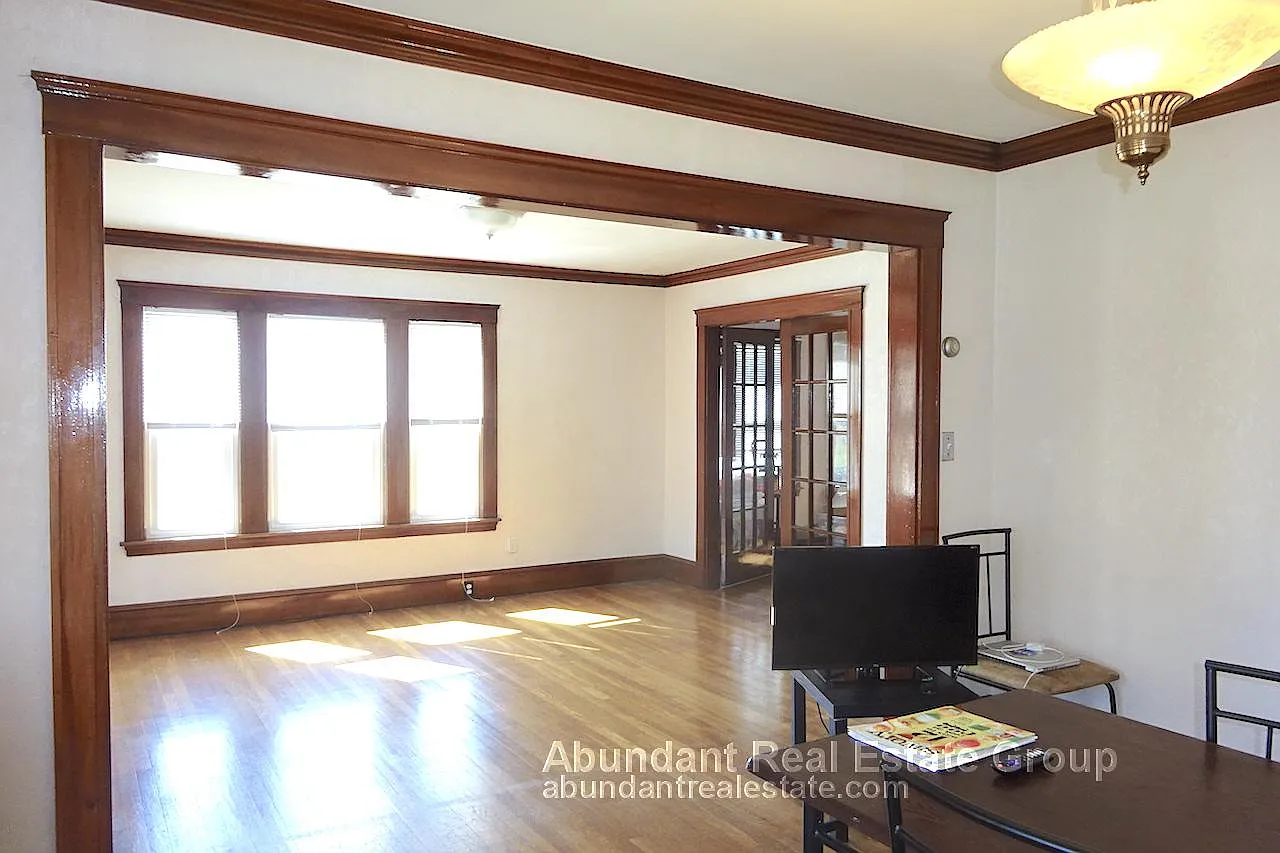 2 bed, 1.0 bath, 1200 sqft, $2,150 — Photo 1