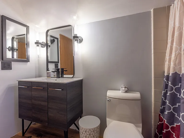 Upstairs Bathroom