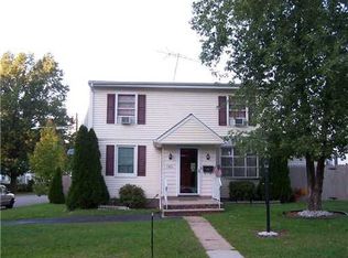 180 Lockwood Ave, Woodbridge, NJ