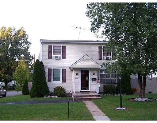 180 Lockwood Ave photo 1