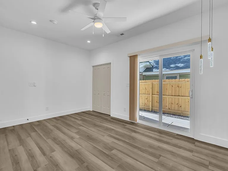 210 Martin Luther King Jr Blvd — Photo 14