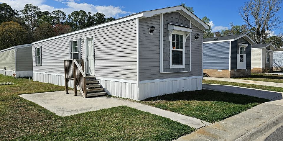 1st image of 6539 Townsend Rd #98