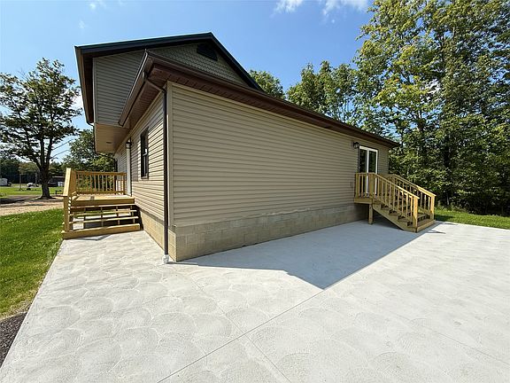 3rd image of 10505 Mohawk Rd