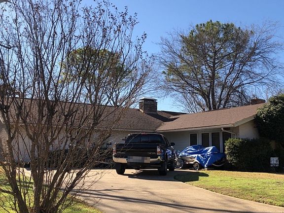 3rd image of 1024 W Northgate Dr