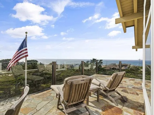 398 Calle De Los Amigos, Pacific Grove, CA 93950