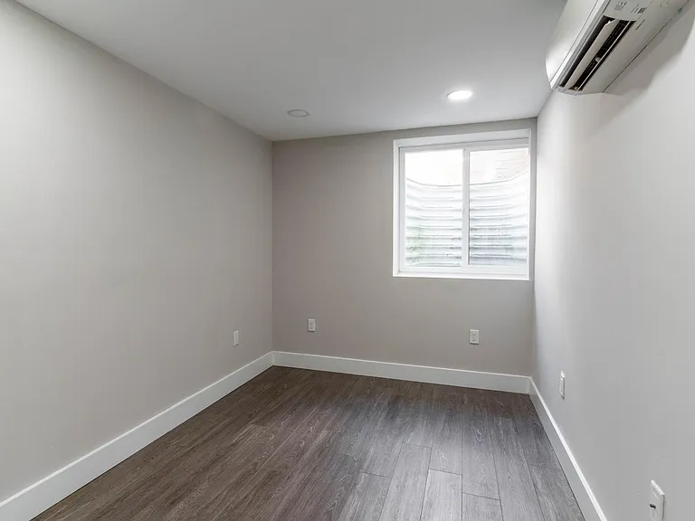1733 Ingersoll St #A — Photo 30