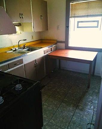 3rd image of 19705 Coventry St