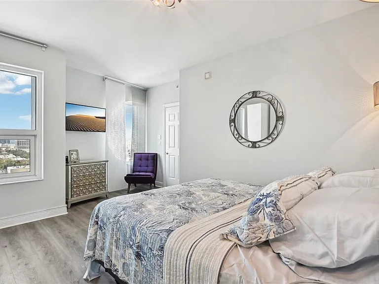 1771 Ringling Blvd #1001 — Photo 44