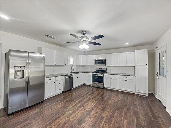 2nd image of 6133 Sundown Dr