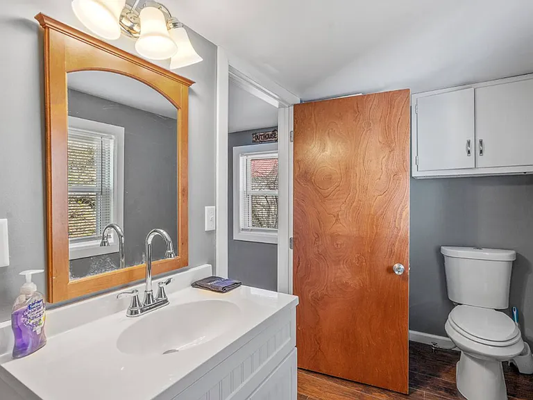 934 S Shore Rd — Photo 75