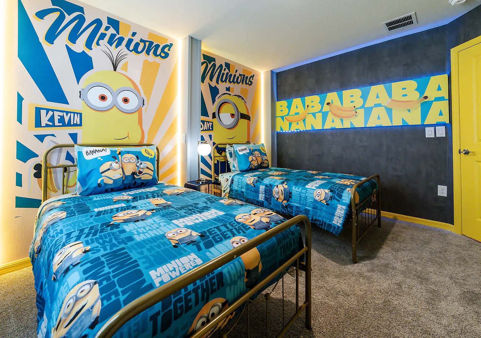 FunTastic Themed 5BR Home, Pool & Game Room — Photo 2