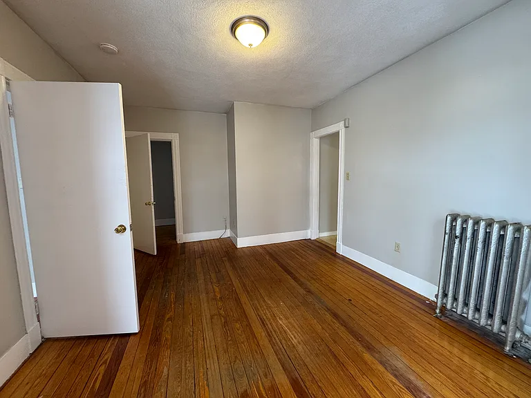 655 Western Ave #8 — Photo 8
