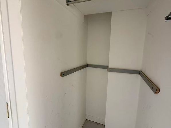 1945 Bay Ridge Ave APT 2