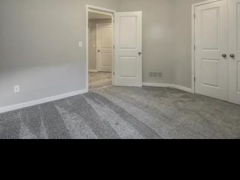 12908 W 93rd St — Photo 25