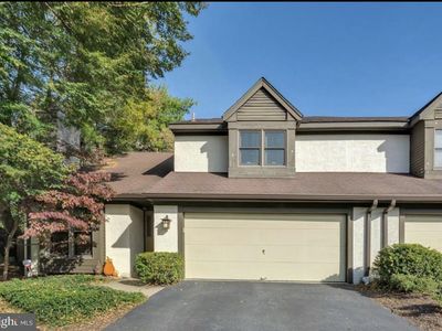 307 Applehouse Pond Dr, Chesterbrook, PA, 19087