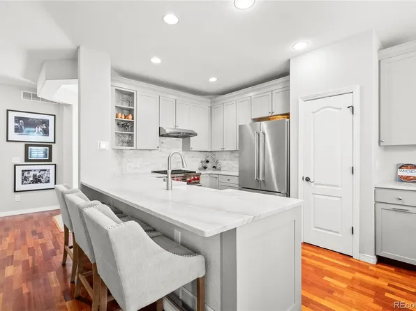 6135 S Paris Street, Englewood, CO 80111