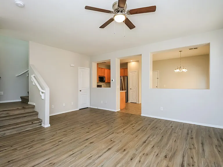 3884 E Santa Fe Ln — Photo 3
