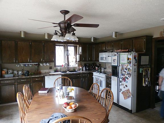 4th image of 6115 76th St SE