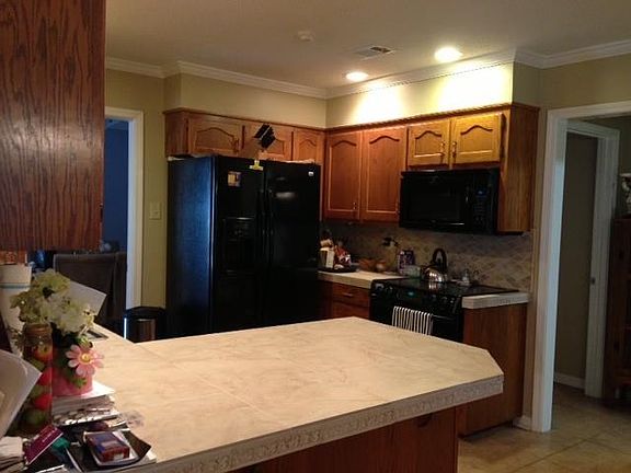 5th image of 106 Lake Village Dr