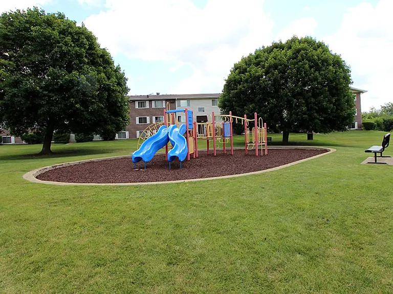 Riverstone — Photo 15