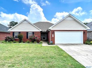 3905 Boxwood Ln SW, Decatur, AL 35603