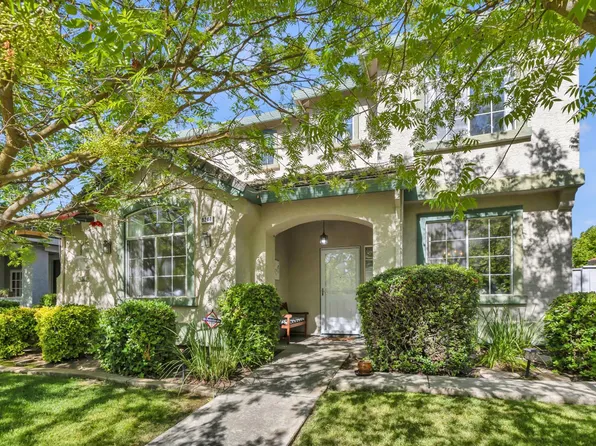 9244 Woodrow Way, Elk Grove, CA 95758