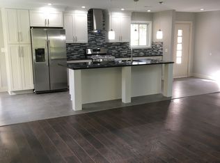 2223 Somerset Rd, Bloomfield Hills, MI 48302