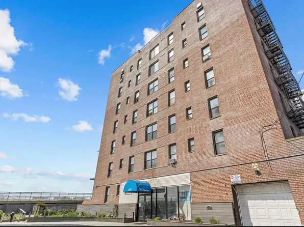 129 Beach 118th Street image 3 of 6