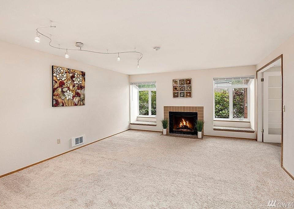 1st image of 7418 W Lake Sammamish Pkwy NE