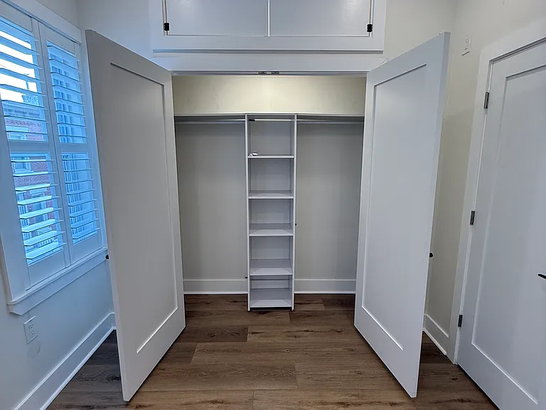 155 W Palmer St — Photo 22