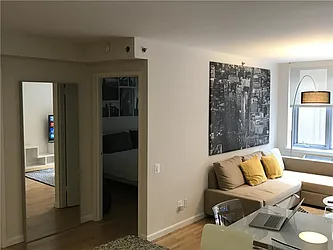 Rented by R New York
