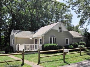 17 Pequot Ave, Cumberland, RI 02864