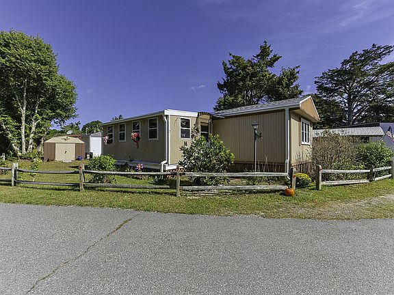 3rd image of 2 5th Avenue #2
