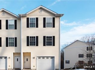 38 Hooper St UNIT 12, Norwich, CT 06360