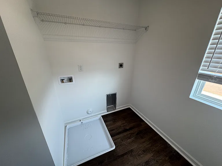 173 Driftwood Ln — Photo 9