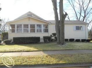 2100 Chesley Rd, Sterling Heights, MI 48310