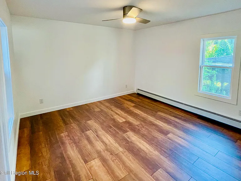97 W Bridge St #B — Photo 11