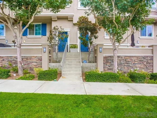 4051 Aidan Cir, Carlsbad, CA 92008