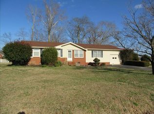 7049 Flewellyn Rd, Springfield, TN 37172